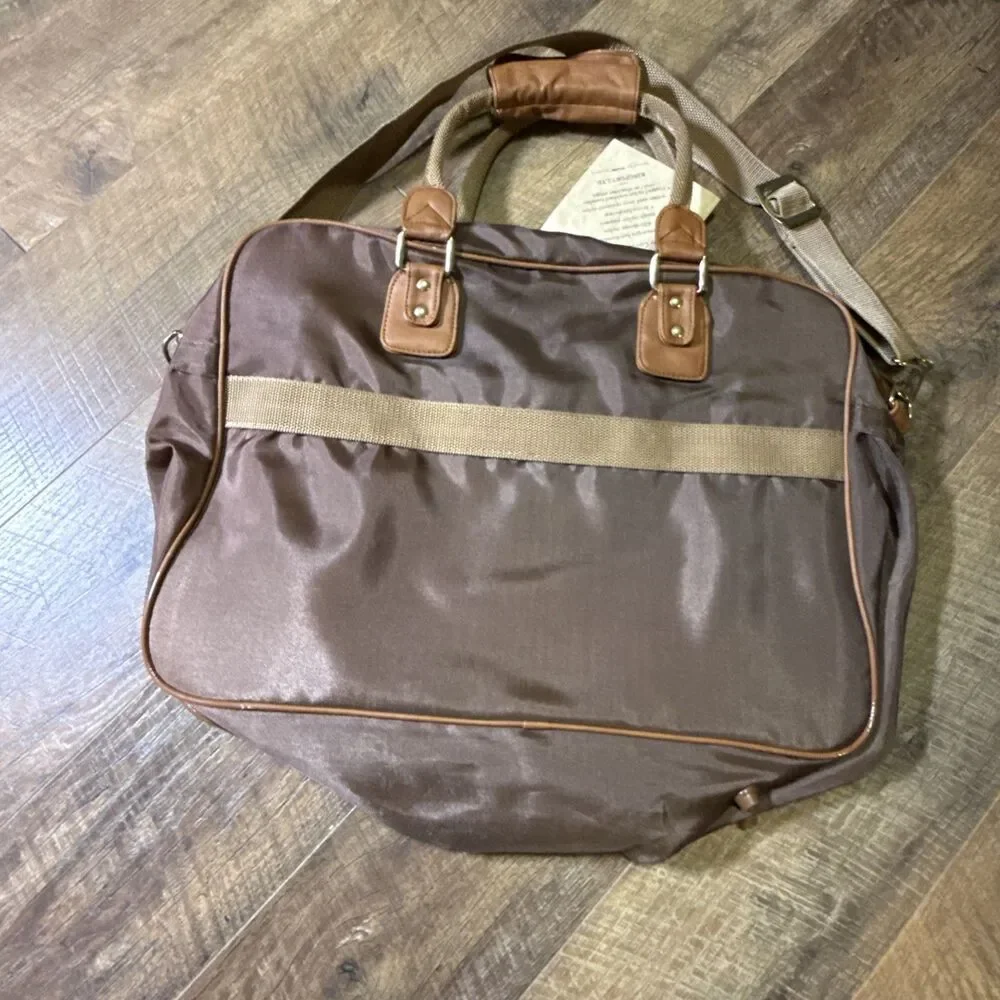 Vintage 1980s Chevrolet St Moritz Kingport Travel Bag Luggage NOS Tag Chevy